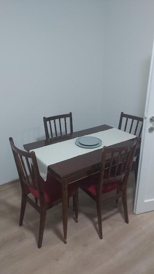 Apartman Pavlovic เลสโควัซ ภายนอก รูปภาพ